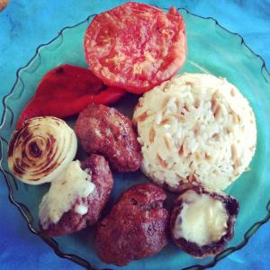 556832_10152137798433776_1221342702_n