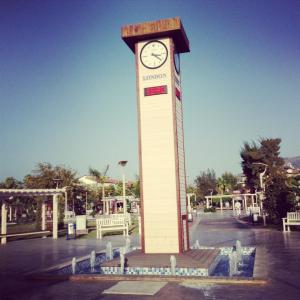 1234679_10152193540858776_1871258533_n