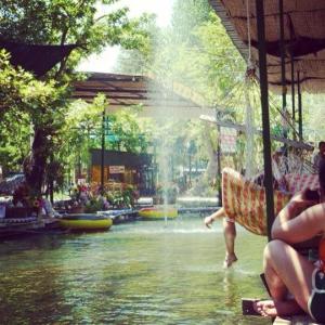 1004962_10152591857008776_1839082571_n (1)